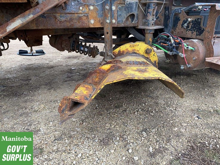 2009-international-workstar-7600-image-16