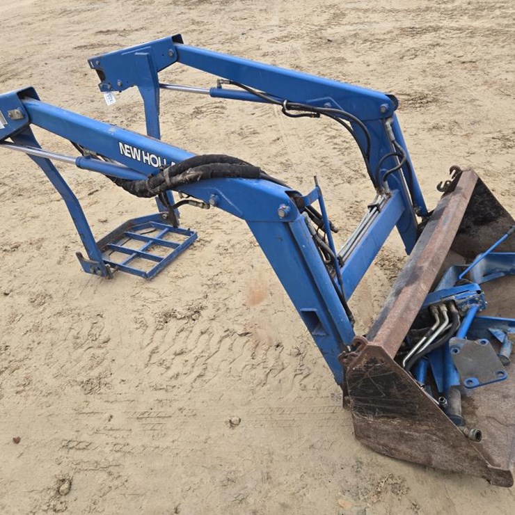 NEW HOLLAND 7308