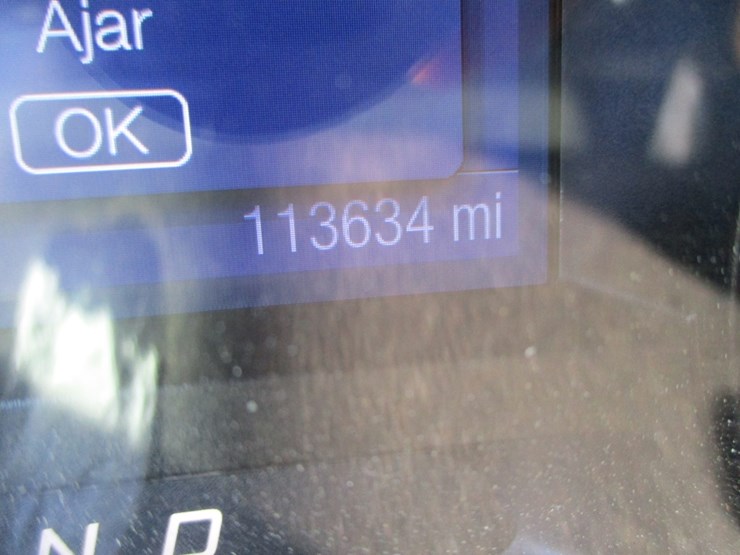 2014-ford-explorer-image-17