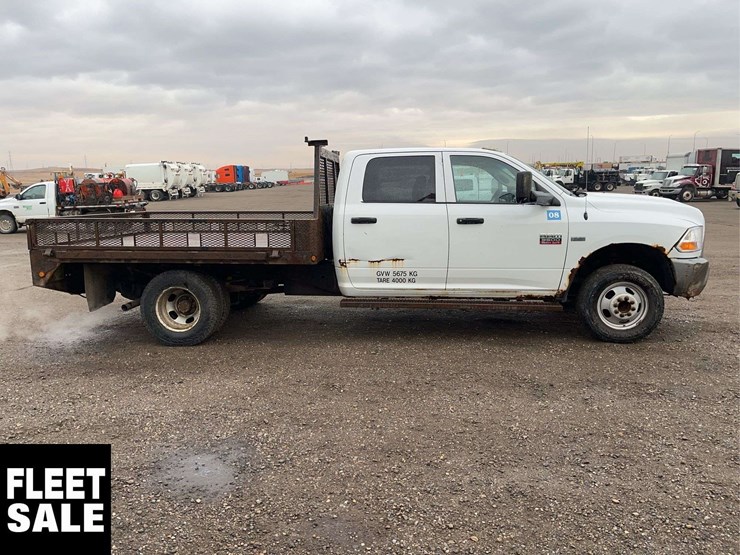 2011-dodge-3500-image-5