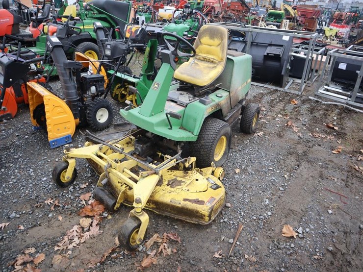 john-deere-f725-image-4
