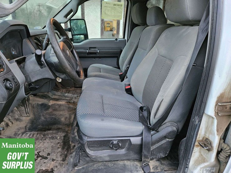 2012-ford-f350-image-24