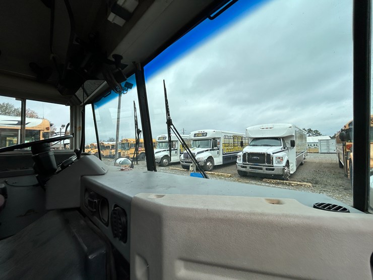 2006-caterpillar-c7-image-17