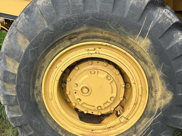 caterpillar-613c-image-21