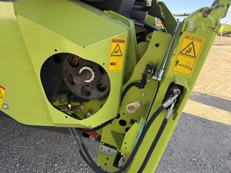 2022-claas-lexion-7500-image-5