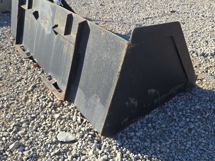 2020-all-star-a7822384-(new)-78”-skid-steer-bucket-image-3