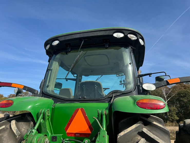 2010-john-deere-8295r-image-39
