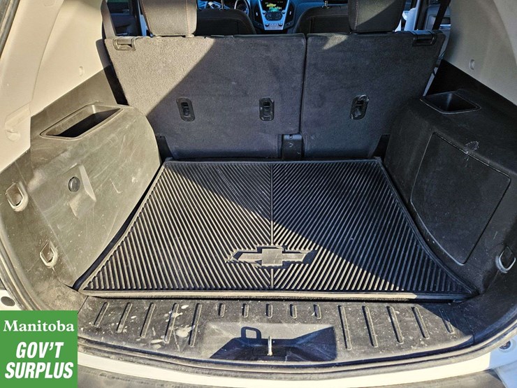 2016-chevrolet-equinox-lt-image-9