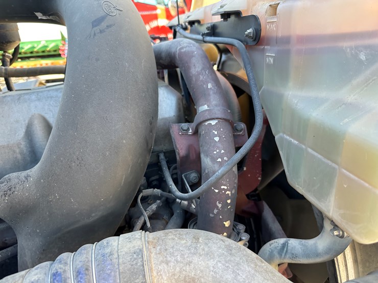 #33712-•-2011-mack-cxu-t/a-sleeper-truck-tractor-1m1aw09y5bm013138-image-62