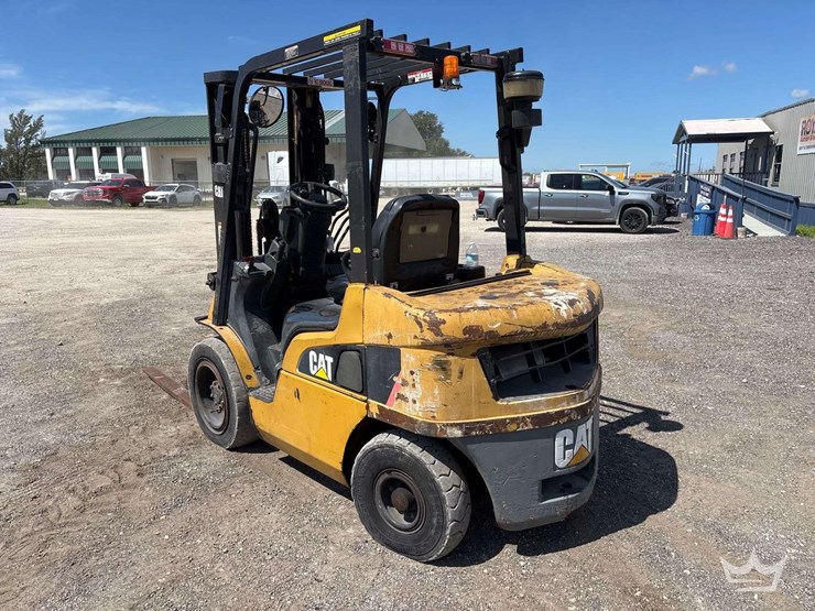 caterpillar-2pd5000-image-4