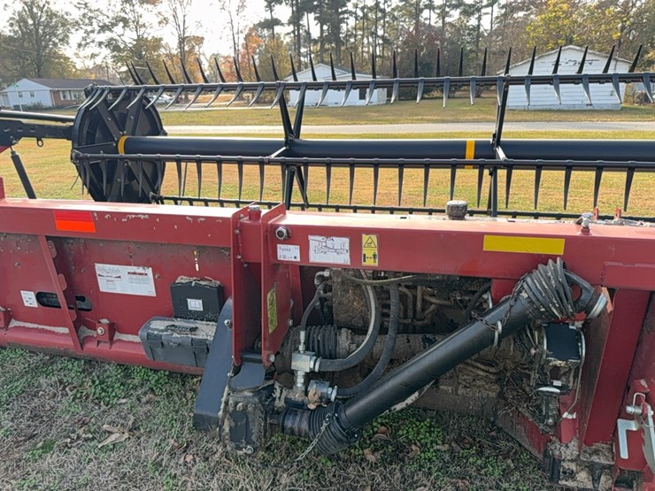 2014-case-ih-30-image-21