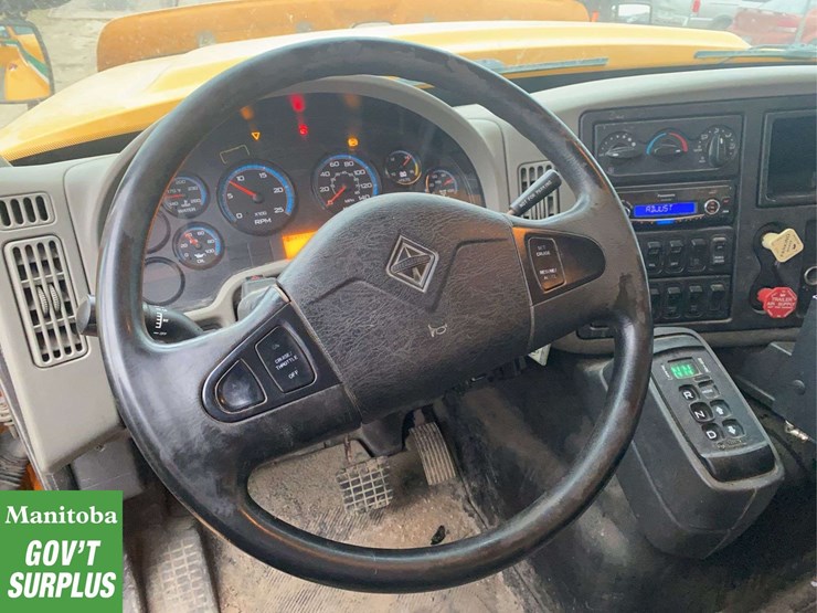 2011-international-workstar-7600-image-27