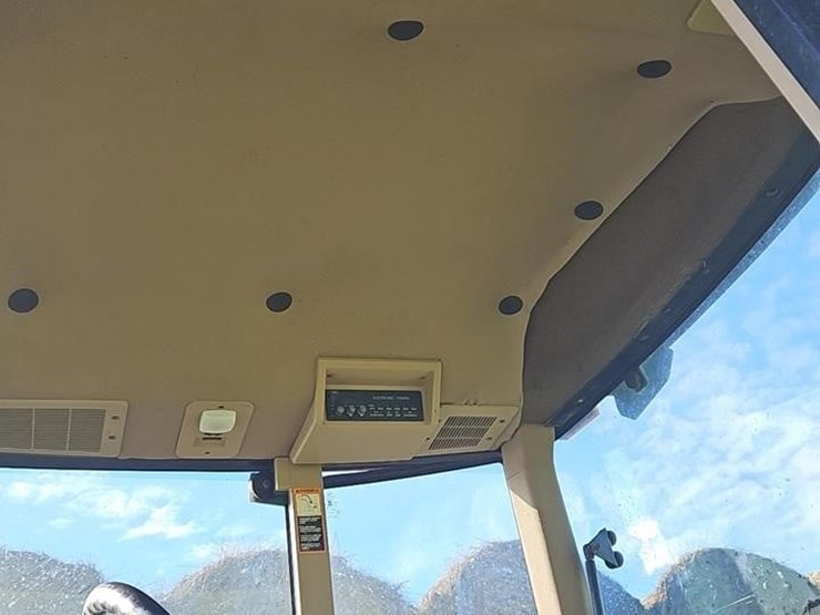 1994-john-deere-7400-image-8