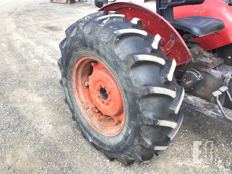 1973-massey-ferguson-135-image-16