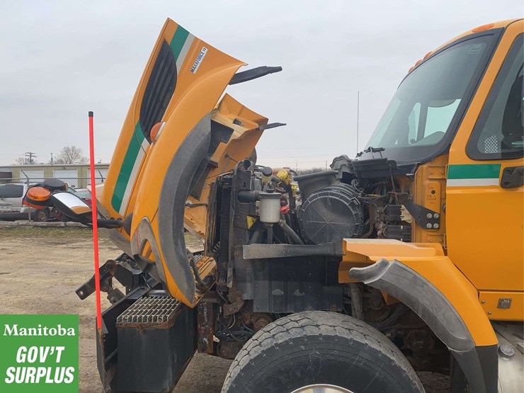 2011-international-workstar-7600-image-11