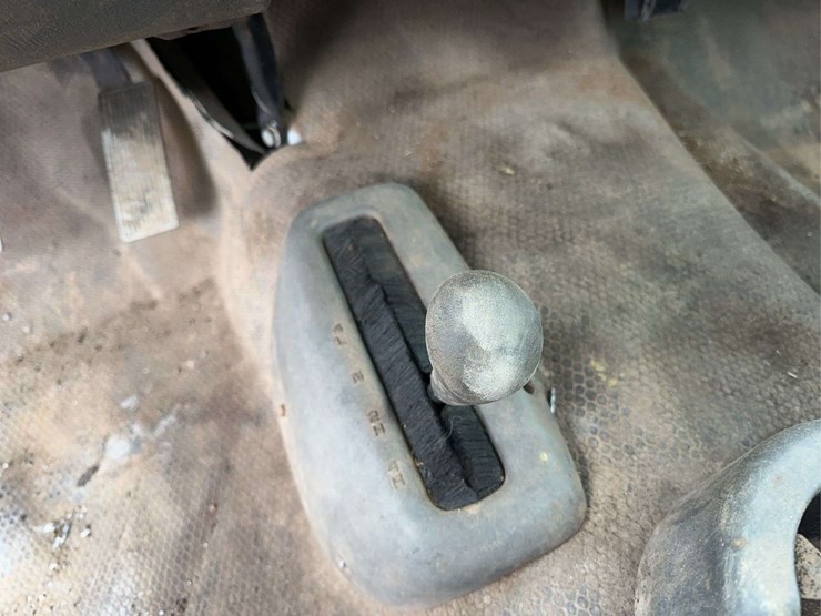 2006-chevrolet-3500-image-29