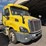 freightliner-semi-tractor-image-3
