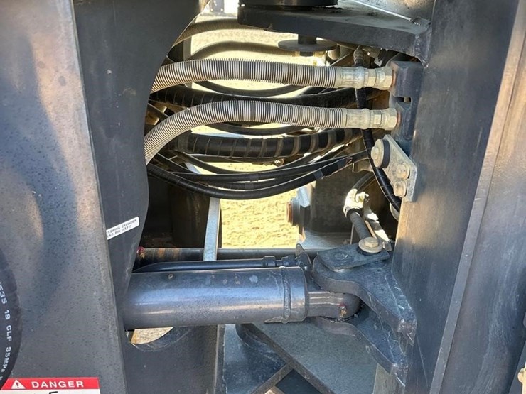 2018-komatsu-wa320-8-image-14