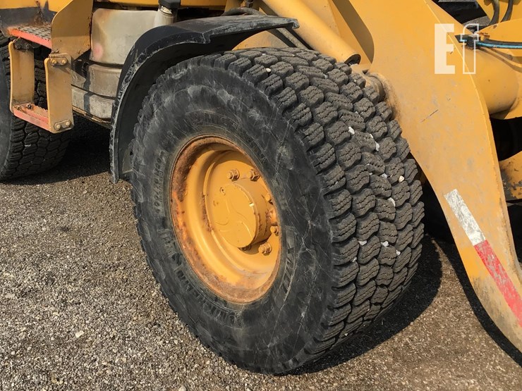 2007-deere-244j-image-24