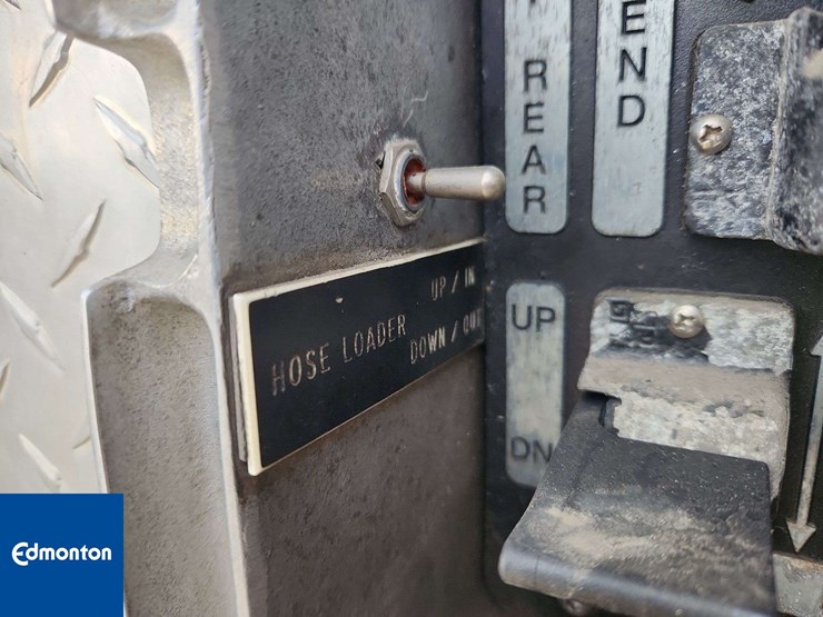 2005-spartan-gladiator-image-59