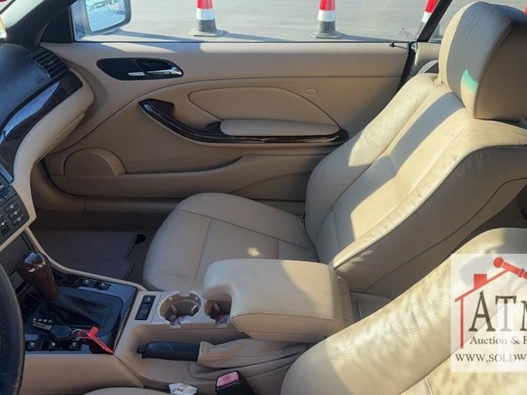 2006-bmw-325ci-image-13