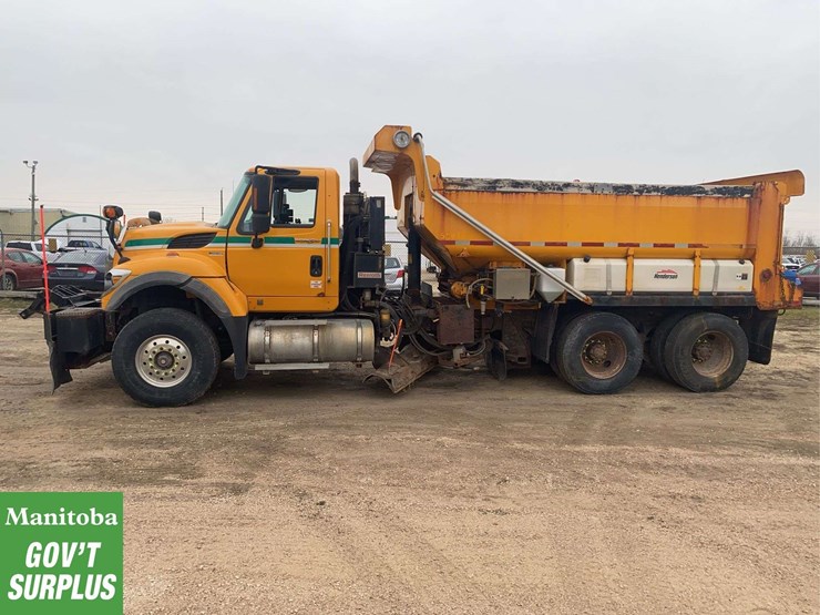 2011-international-workstar-7600-image-7