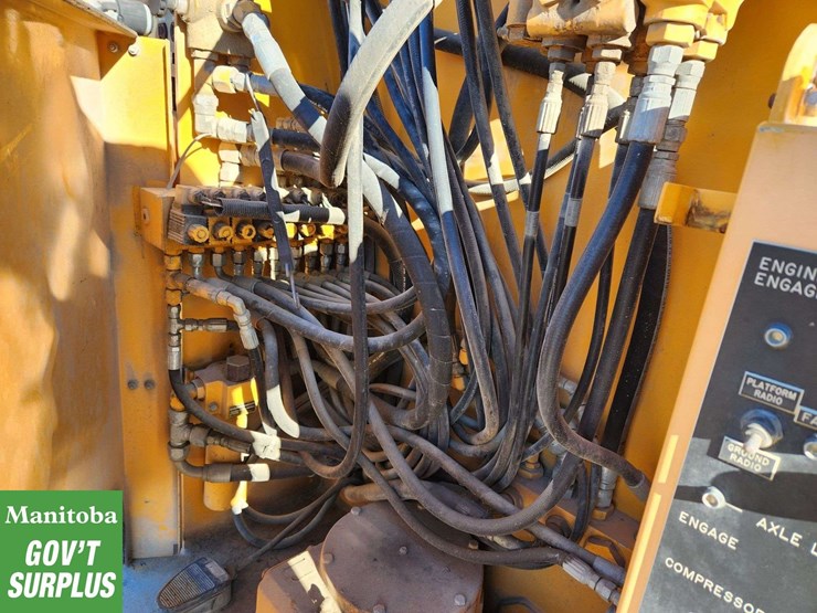 2009-international-workstar-7500-image-28