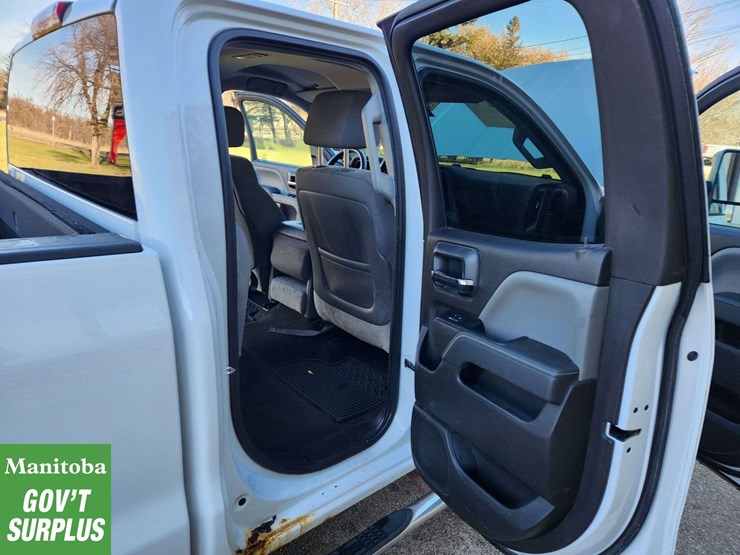 2015-chevrolet-silverado-1500-image-19