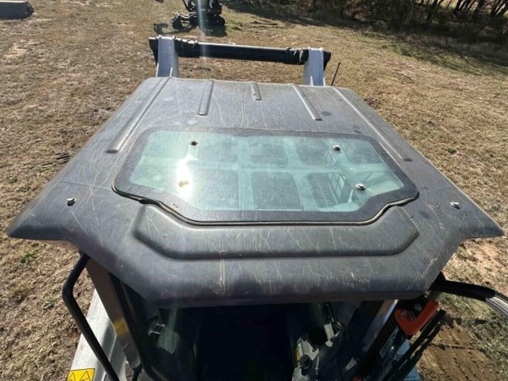 2025-bobcat-t86-image-32