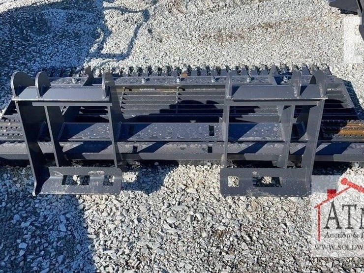 wolverine-ll-12-78w-image-2