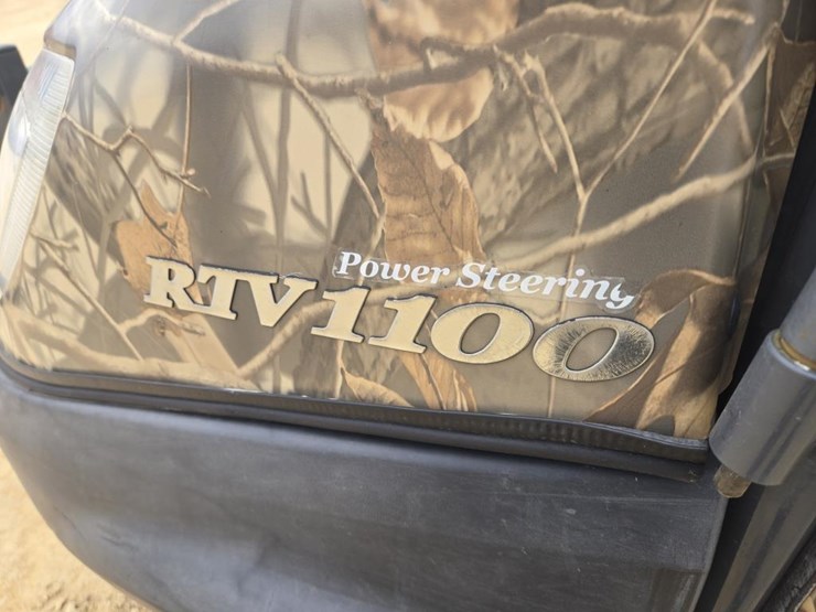 2012-kubota-rtv1100-image-13