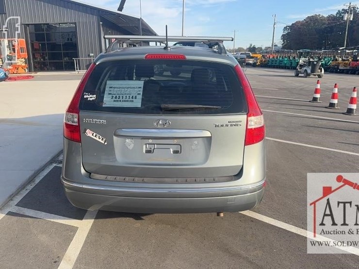 2016-hyundai-elantra-image-3