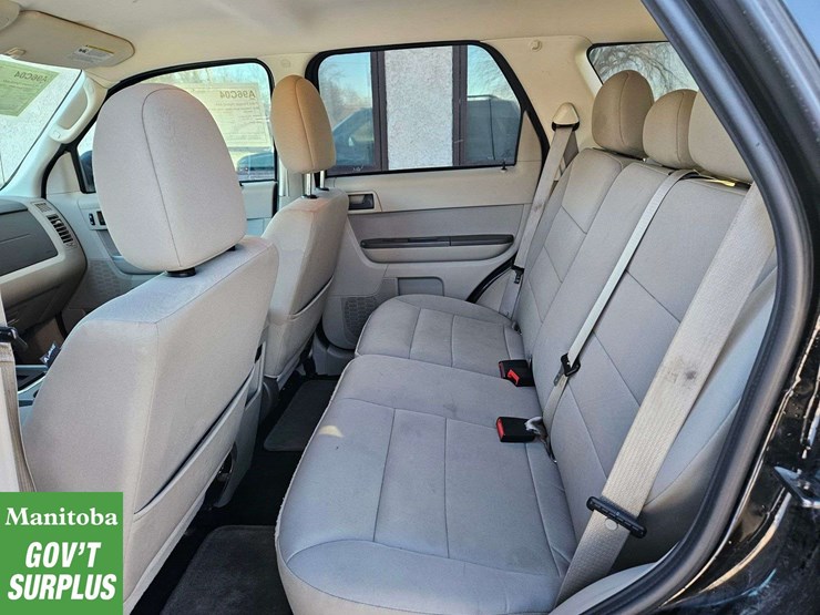 2012-ford-escape-hybrid-image-29