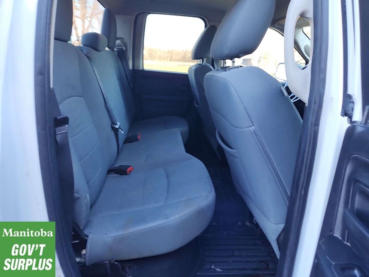 2013-dodge-1500-image-12