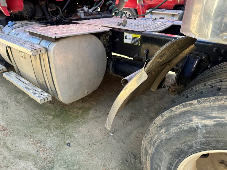 #33708-•-2014-mack-cxu-t/a-daycab-truck-tractor-1m1aw02y3em038036-image-26