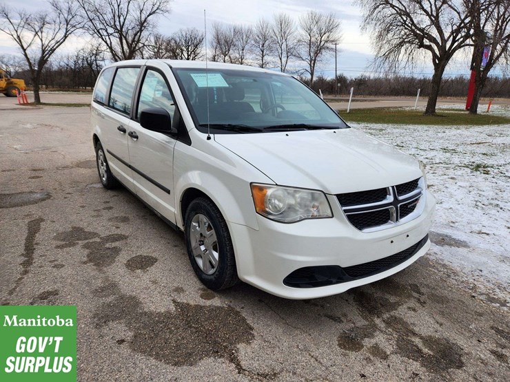 2013-dodge-grand-caravan-se-image-4