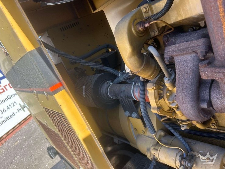 1993-generac-olympian-93a-100kva-towable-diesel-generator-image-8