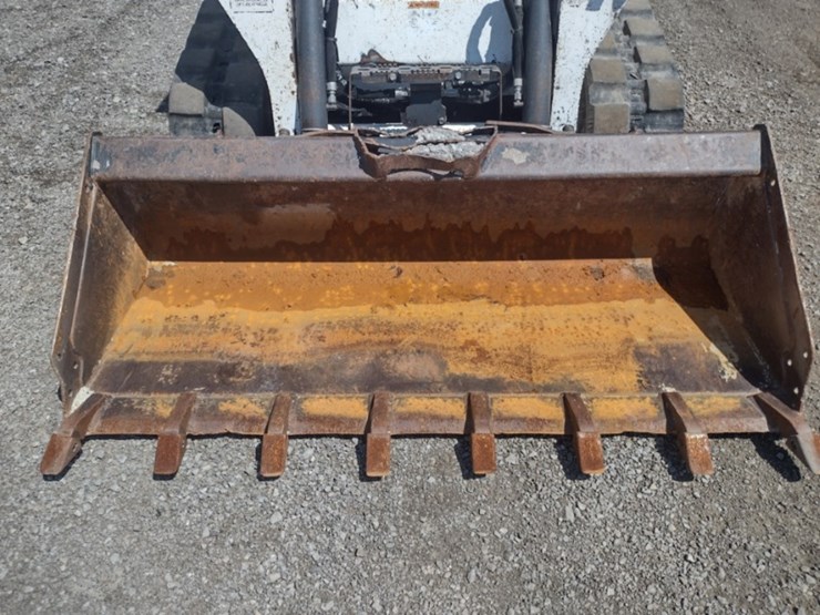 bobcat-t590-image-17