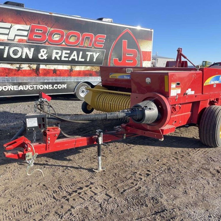 2022 New Holland BC5070 Square Baler