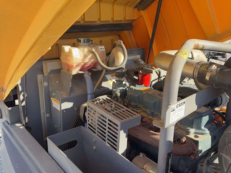 2015-atlas-copco-xas185-image-9