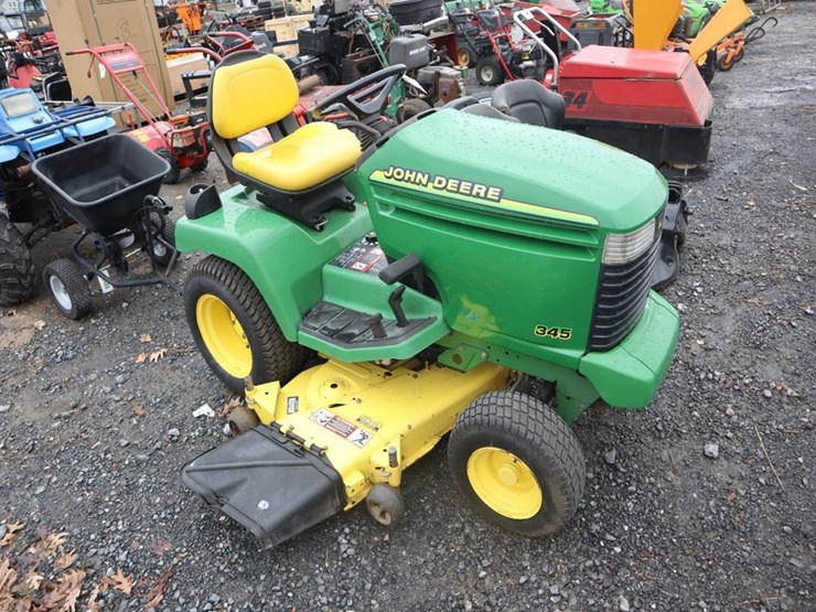 john-deere-345-image-1