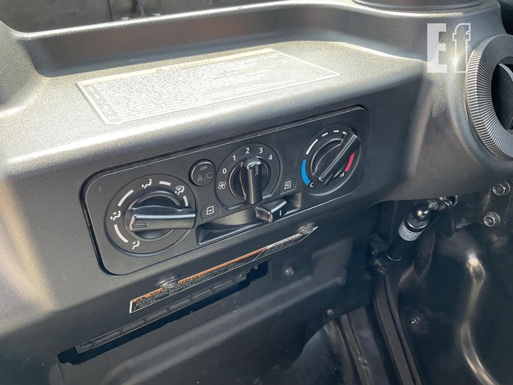 2021-kubota-rtv-x1100c-image-18