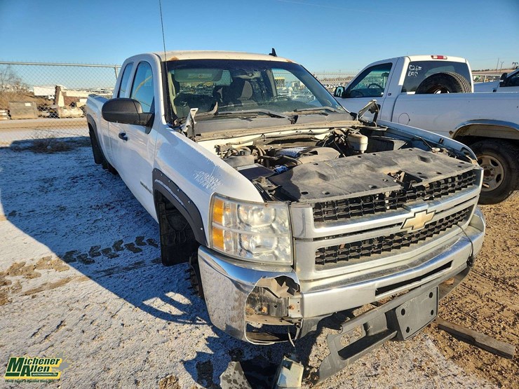 2008-chevrolet-silverado-2500hd-image-4
