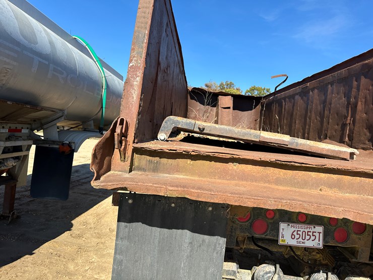 #33715-•-1966-unkt-r66-22'-t/a-dump-trailer-image-39