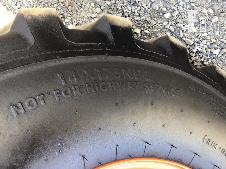 2015-kubota-m7060-image-22