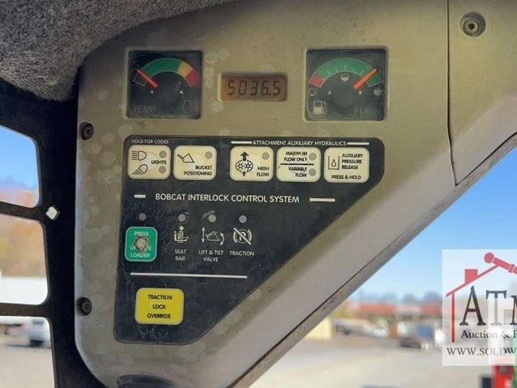 2002-bobcat-s250-image-15