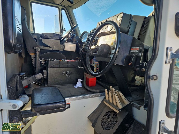 2009-international-workstar-7400-image-30