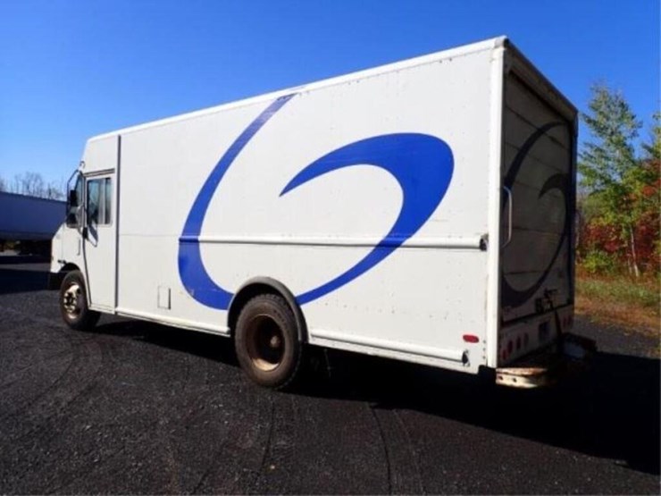 2008-freightliner-mt55-image-7