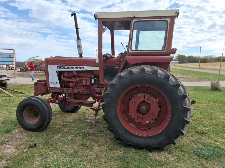 1967-international-806-image-18