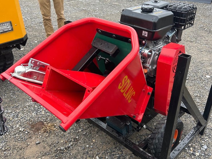 unused-sdlwc-wood-chipper-image-4